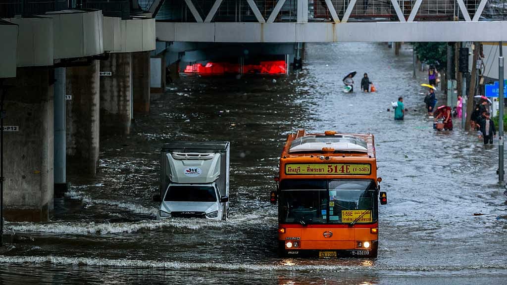 Thai capital Bangkok declared disaster zone amid flooding
