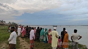 Meghna trawler capsize: 3 siblings found dead