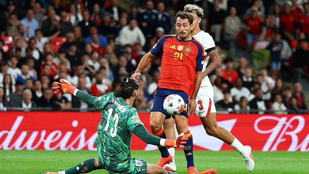 Oyarzabal sinks England again as Croatia win on Bilic return