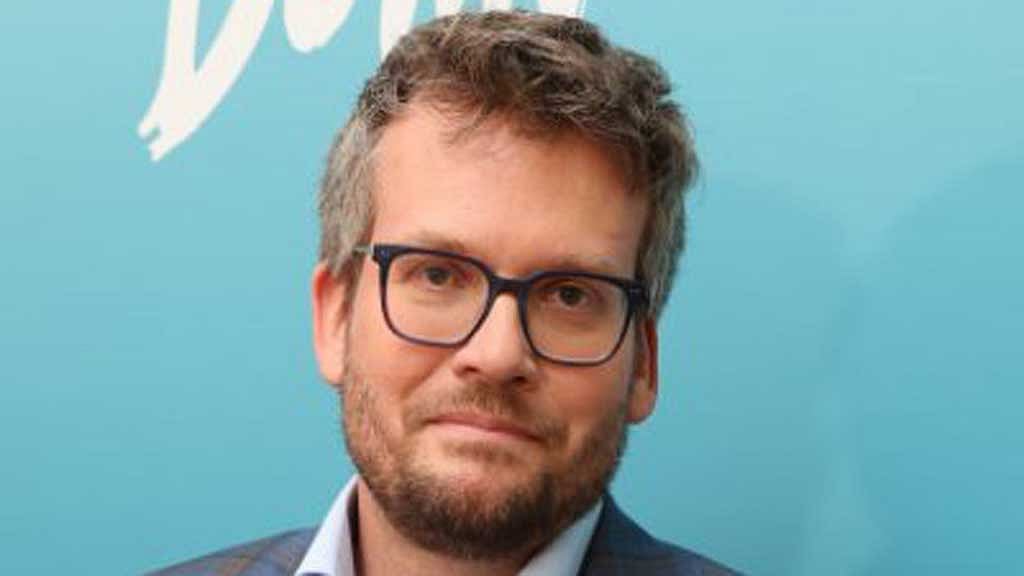 John Green ends nine-year fiction hiatus with first adult novel on fame and young Hollywood