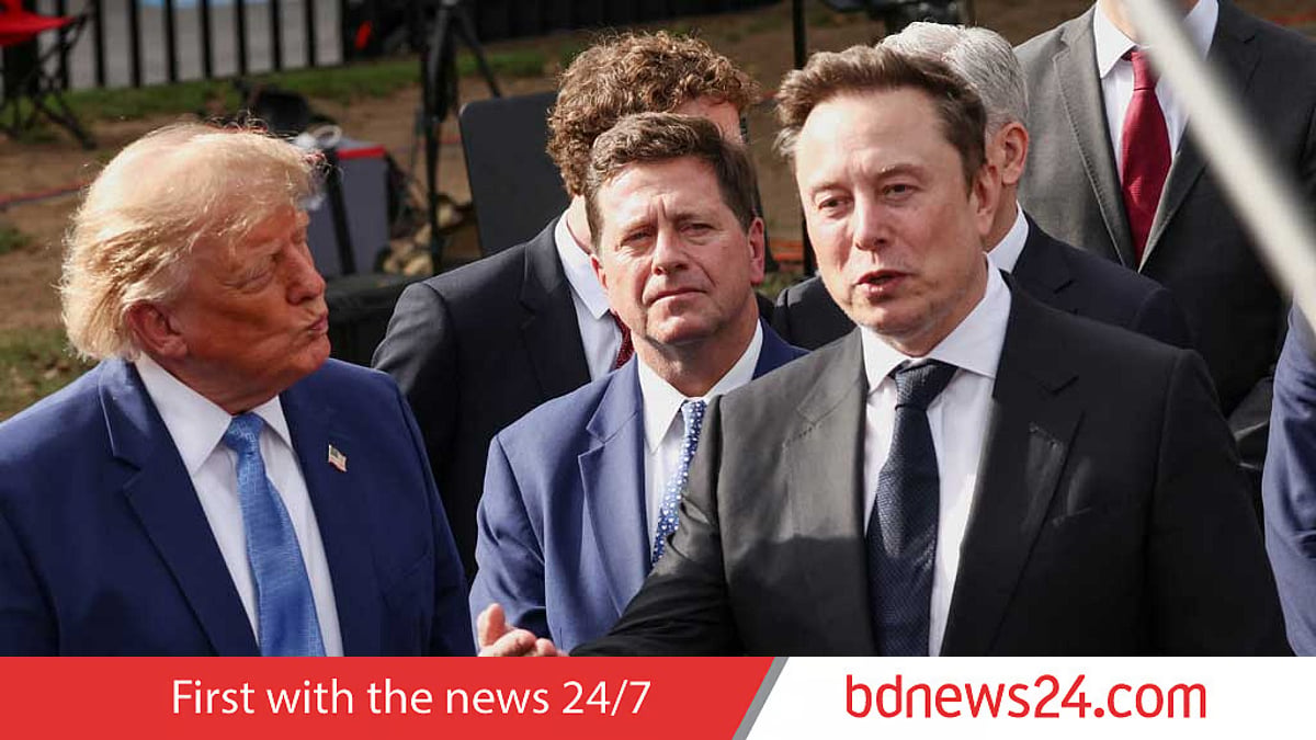 Trump, AI CEOs sign voluntary safety pact, back data centre expansion