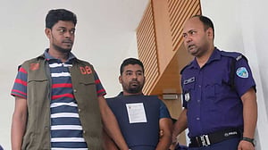 12 policemen injured in Raozan ‘shootout’
