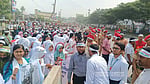 Crowds line Cumilla highway for Tarique