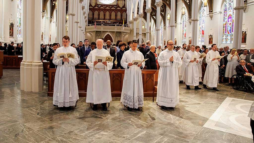 Nearly 1,000 children were abused at three Massachusetts dioceses, state probe finds