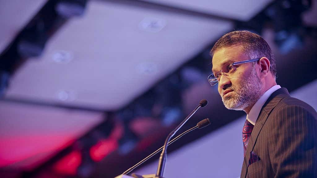 Minister Amir Khosru remembers Khalidi for his independent outlook on journalism