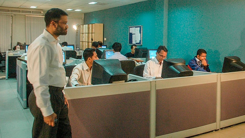 Toufique Imrose Khalidi at bdnews24.com’s first newsroom on Road No. 27 in Dhanmondi on Oct 11, 2008.