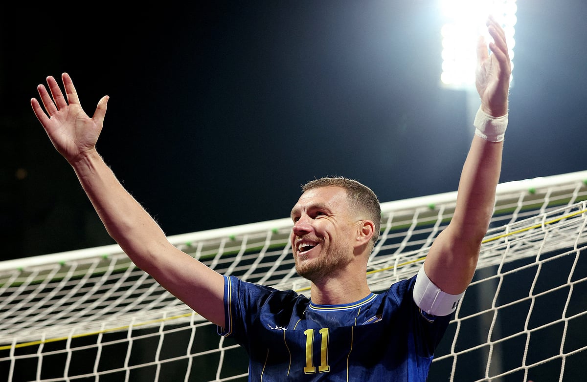 SOCCER-UEFANATIONS-BIH-SWE/