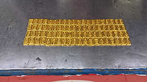 80 gold bars found in Biman workers' shoes at Dhaka airport