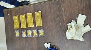 4.5kg of gold seized from Malaysian national at Dhaka airport