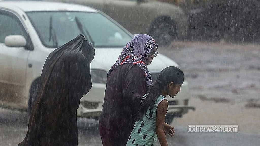 Rain in forecast as temperatures set for slight dip across Bangladesh