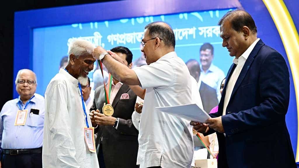 Tarique says teaching should be a first choice for the brightest minds