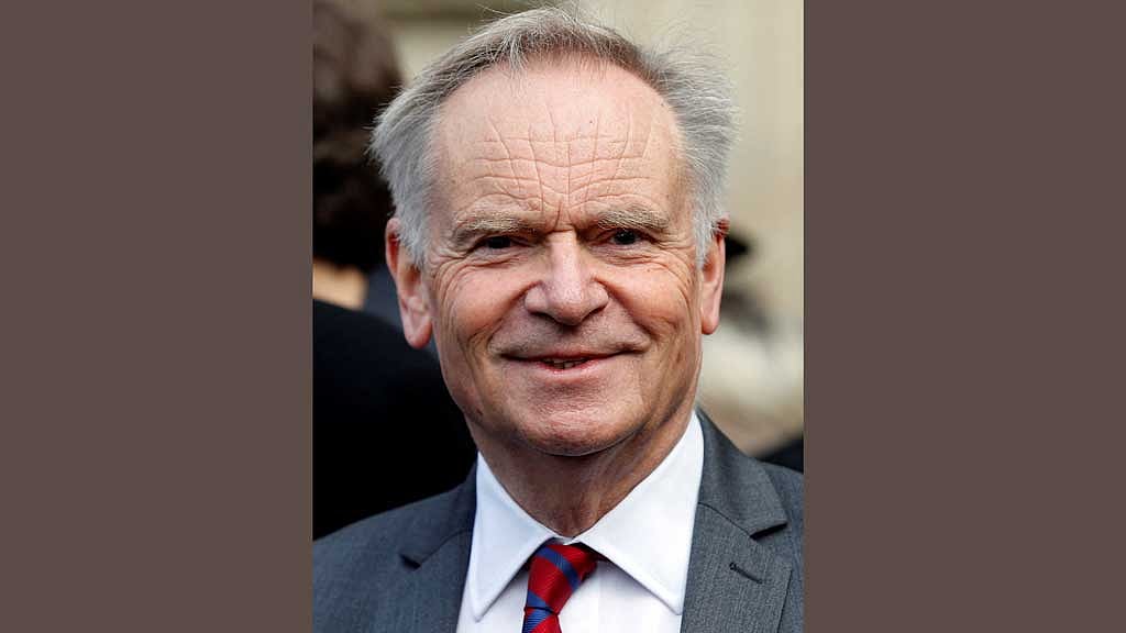 Jeffrey Archer, bestselling UK novelist and scandal-plagued politician, dies aged 86