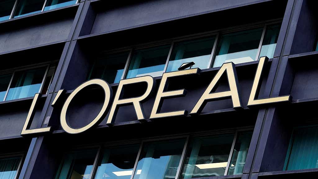 L'Oreal explores unloading chemical-related liabilities, WSJ reports