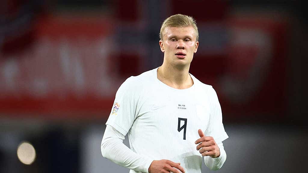 Haaland tells embattled Man City fans to 'stick together'