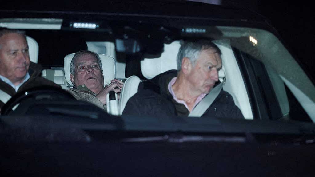 Ex-prince Andrew search warrants quashed after police accept legal error