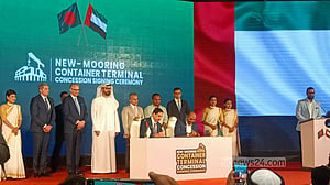 Leftist groups protest DP World deal outside Invest Bangladesh