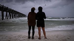 Hurricane Simon strengthens off Mexico, threatens tourist coast