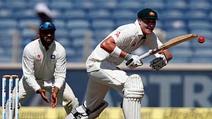 Renshaw stands firm with unbeaten ton