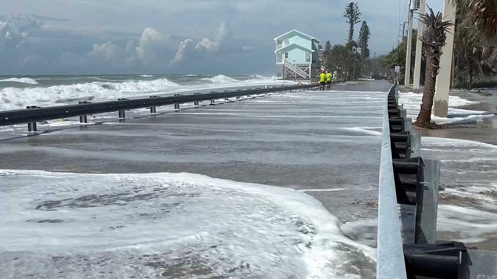 Isaias brings flood, tornado threats across US Southeast after Florida landfall