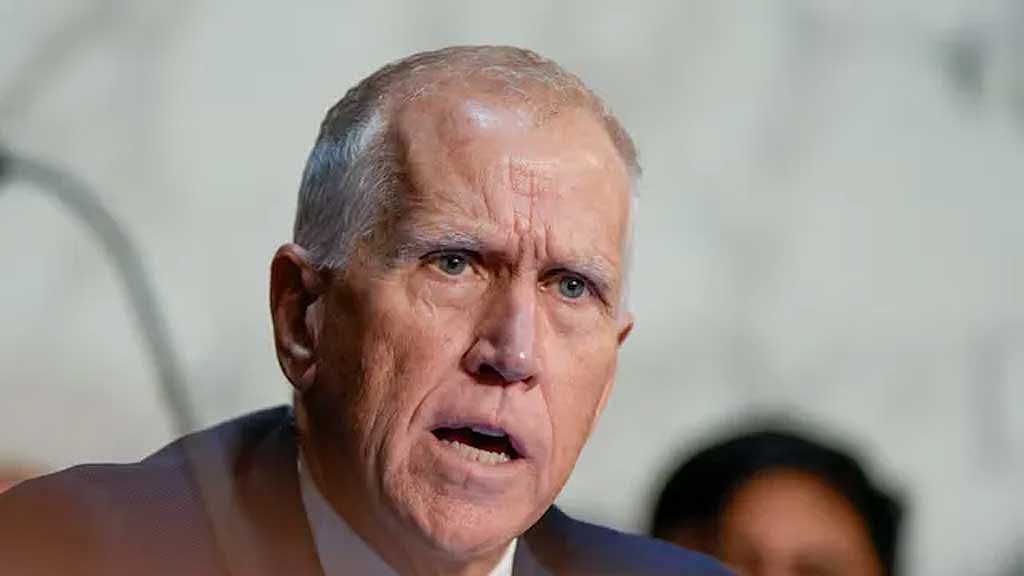 Prominent Republican senator says Trump's Russian diesel deal may be illegal