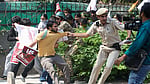 Cockroach protest: India detains thousands, locks down Delhi