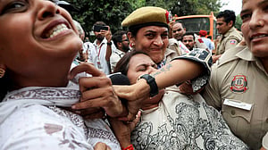 Delhi detains election protesters for second straight day