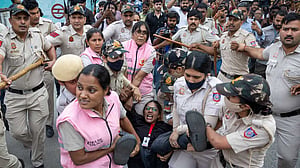 Delhi police detain journalists covering protests
