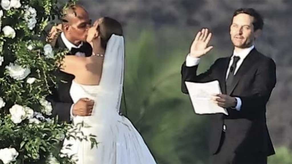 Tobey Maguire officiates ex-wife Jennifer Meyer’s wedding in Hawaii