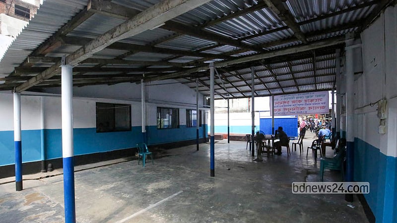 The office and health centre of private organisation Radda MCH-FP Centre in Dhaka’s Mirpur 1 were vandalised in the dark. Photo: Shamsul Haque Ripon