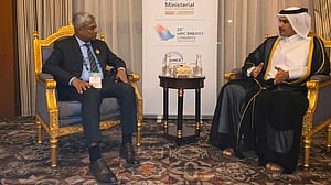 Bangladesh eyes fresh LNG deal with Qatar