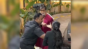 Amitabh declines fan's handshake on 84th birthday