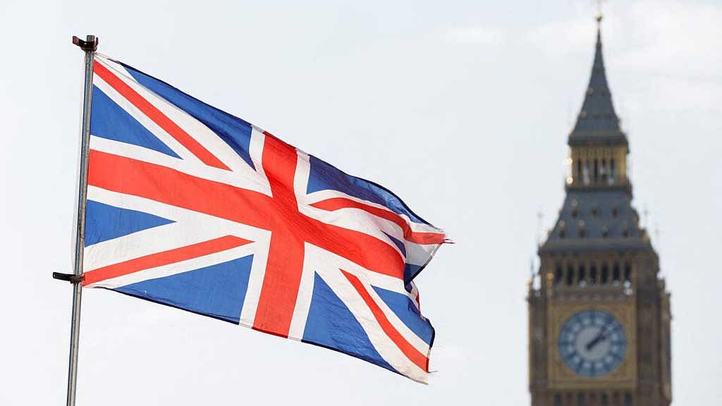 Tougher UK visa rules push universities to drop students from Bangladesh, Pakistan, Nigeria