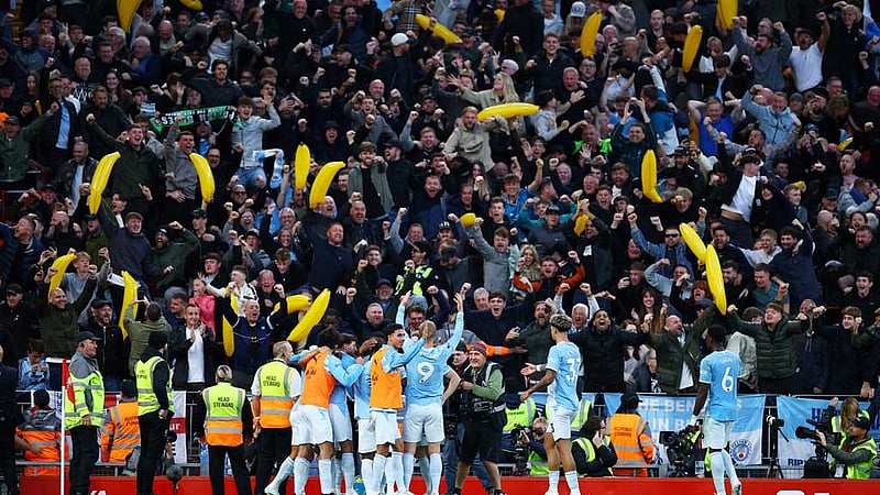 Anfield disorder leaves police officer injured