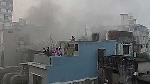 Fire breaks out at Chawkbazar market