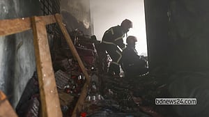 Chawkbazar building fire not fully extinguished