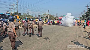 Sound grenades used to break up Gazipur worker protest