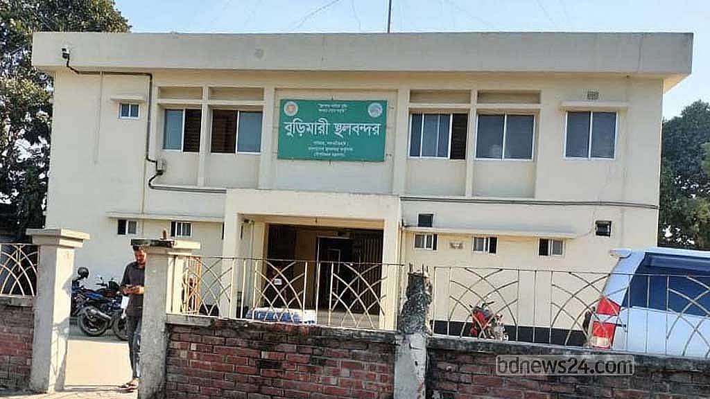 No trade through Burimari port for 8 days during Durga Puja
