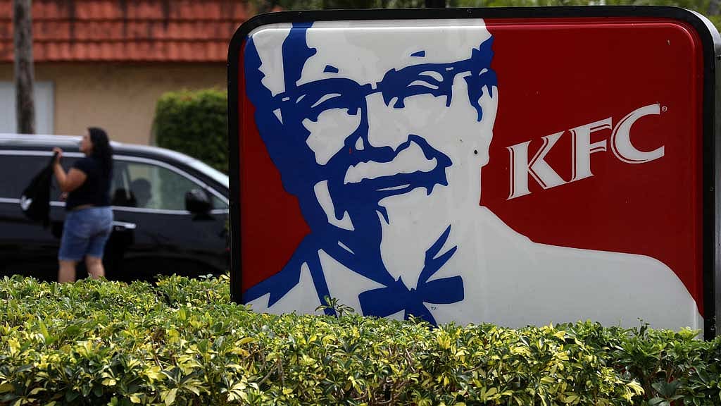 KFC picks Coca-Cola as US soda supplier, ditches longtime partner PepsiCo