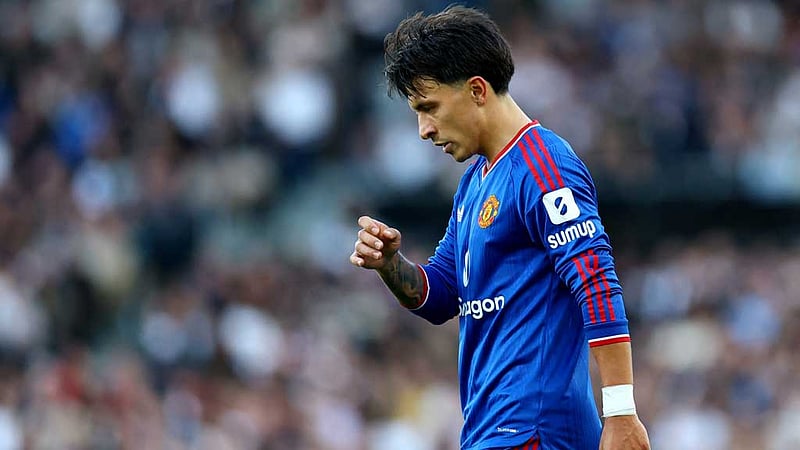 Martinez available for Leeds trip: Carrick