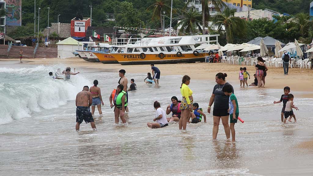 Hurricane Trudy threatens western Mexico with heavy rain and coastal flooding
