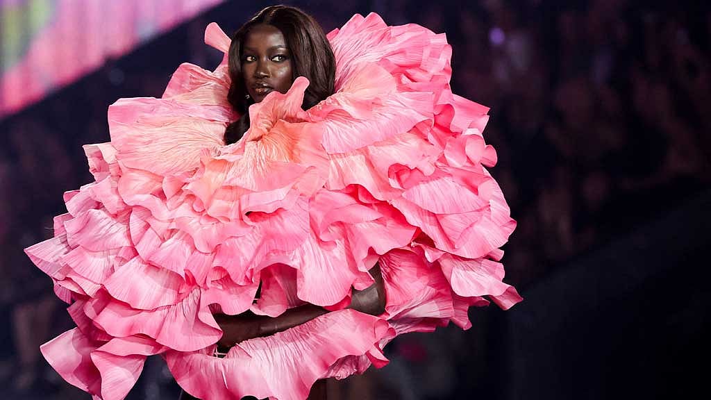 Victoria's Secret Fashion Show struts through the seasons in Los Angeles