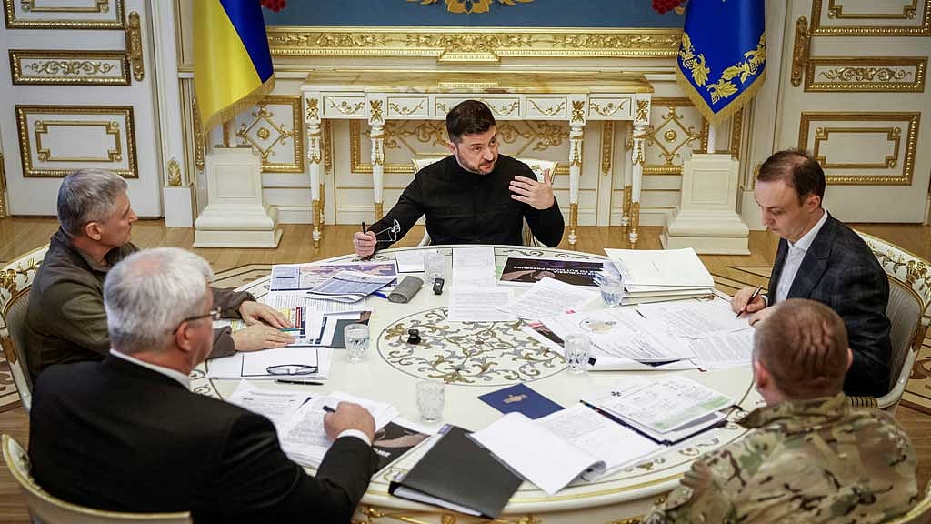 US resumes intelligence-sharing with Ukraine after pause, Zelensky says