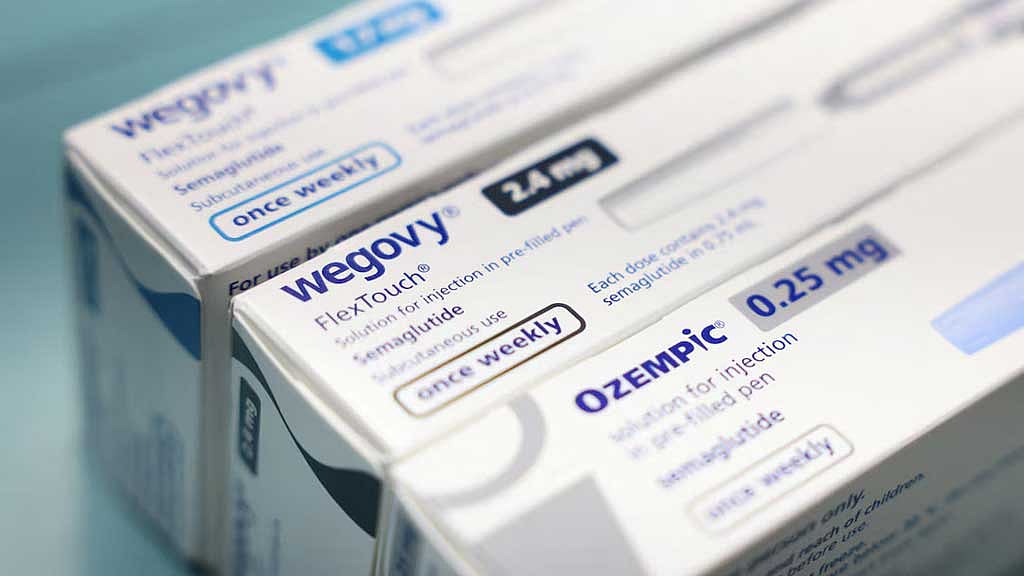 As weight-loss drug users turn to dietary supplements, doctors, regulators raise flags