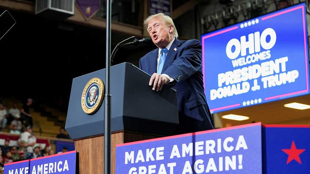 Trump approval falls to record low of 31% as midterms near, Reuters/Ipsos poll finds