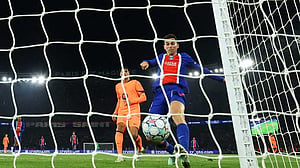 UCL: PSG sink Barca in 6-goal thriller
