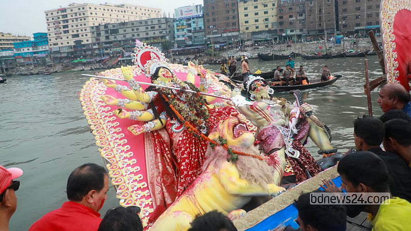 Hindu devotees mark the conclusion of Durga Puja with the immersion of Goddess Durga's idols on Wednesday, Oct 21, 2026. Photo: Abdullah Al Momin