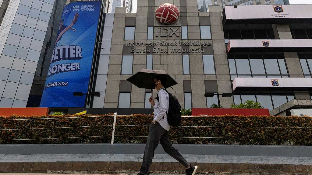 Indonesia issues record fines to companies over stock market violations