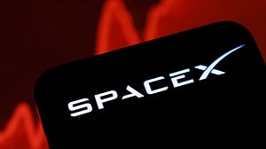 SpaceX eyes 80,000 US sites to build wireless network