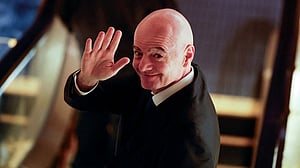 Infantino dismisses resignation talk, touts FIFA backing