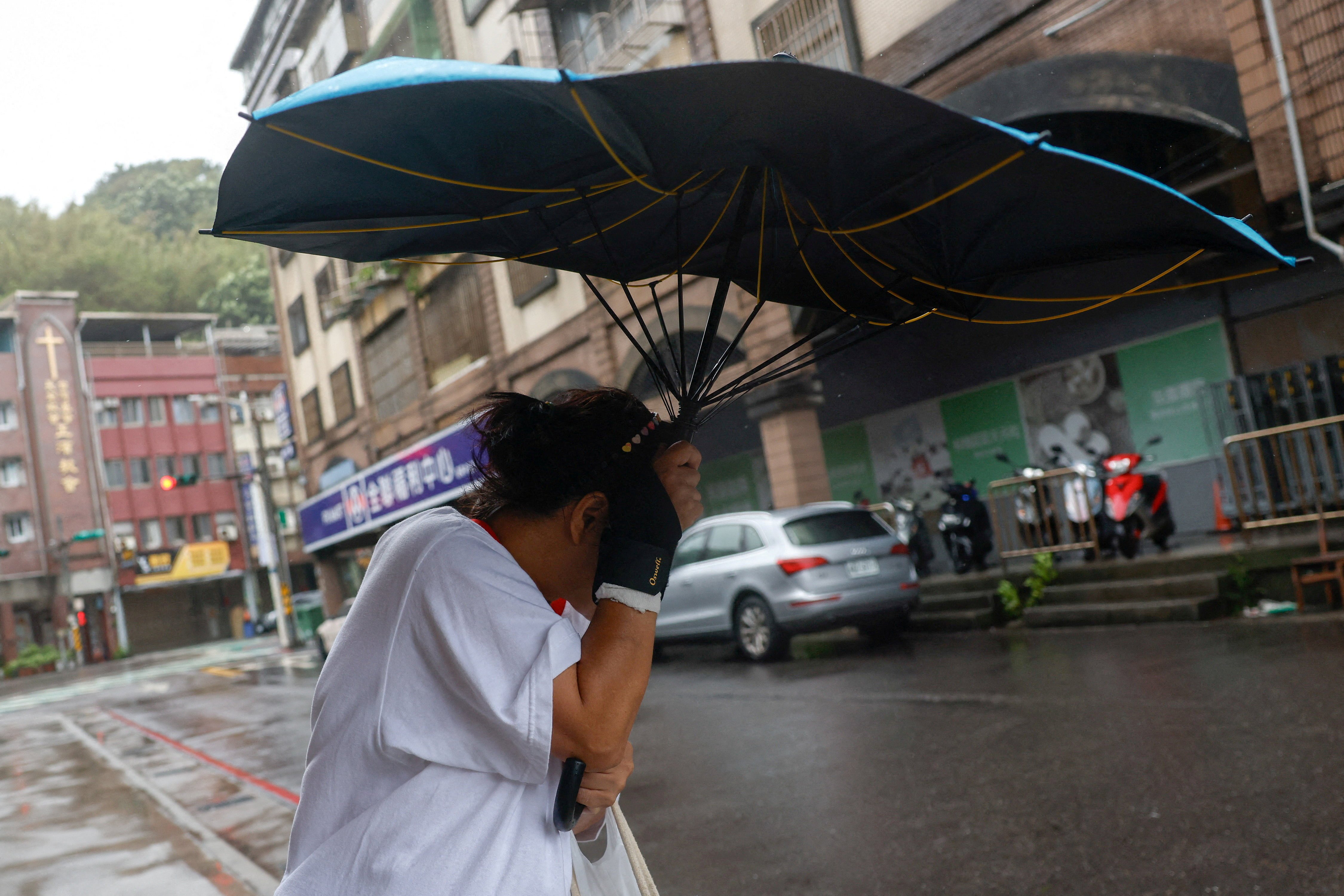 ASIA-WEATHER/CHAMPI